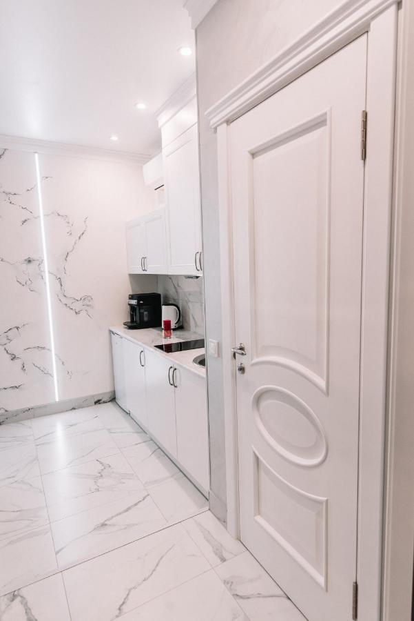 Apartment Royal Tower Vip Smart 3 Kyiv