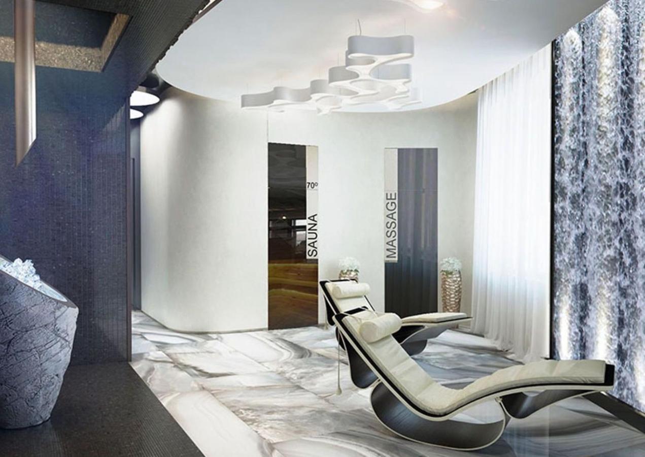Royal Tower Vip Smart 3 *